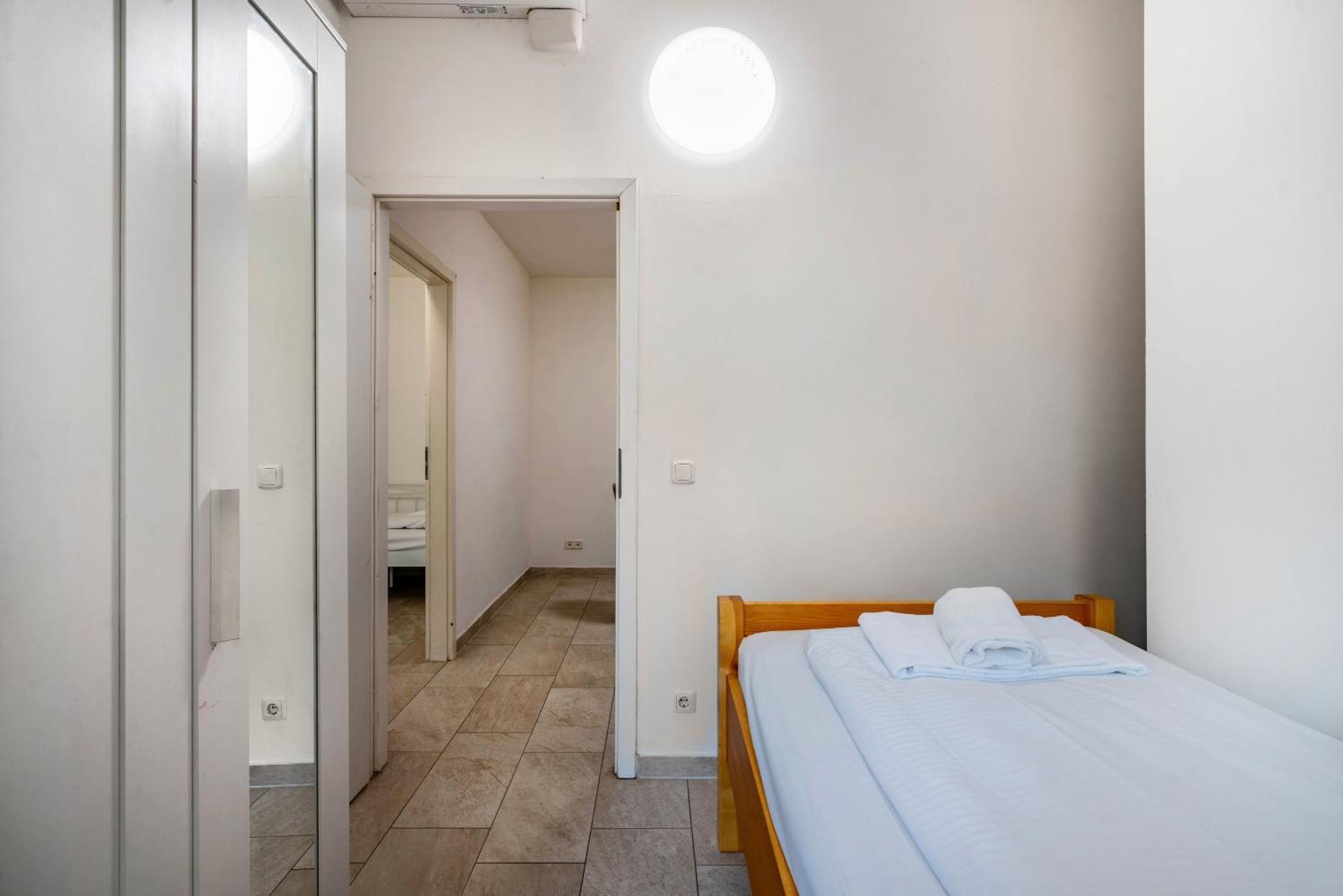 Aparthotel - Aldars 8